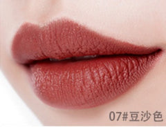 Matte lipstick for women